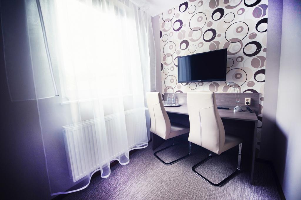 Makara Hotel Katowice Kamer foto