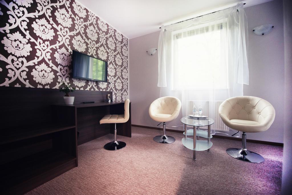 Makara Hotel Katowice Kamer foto