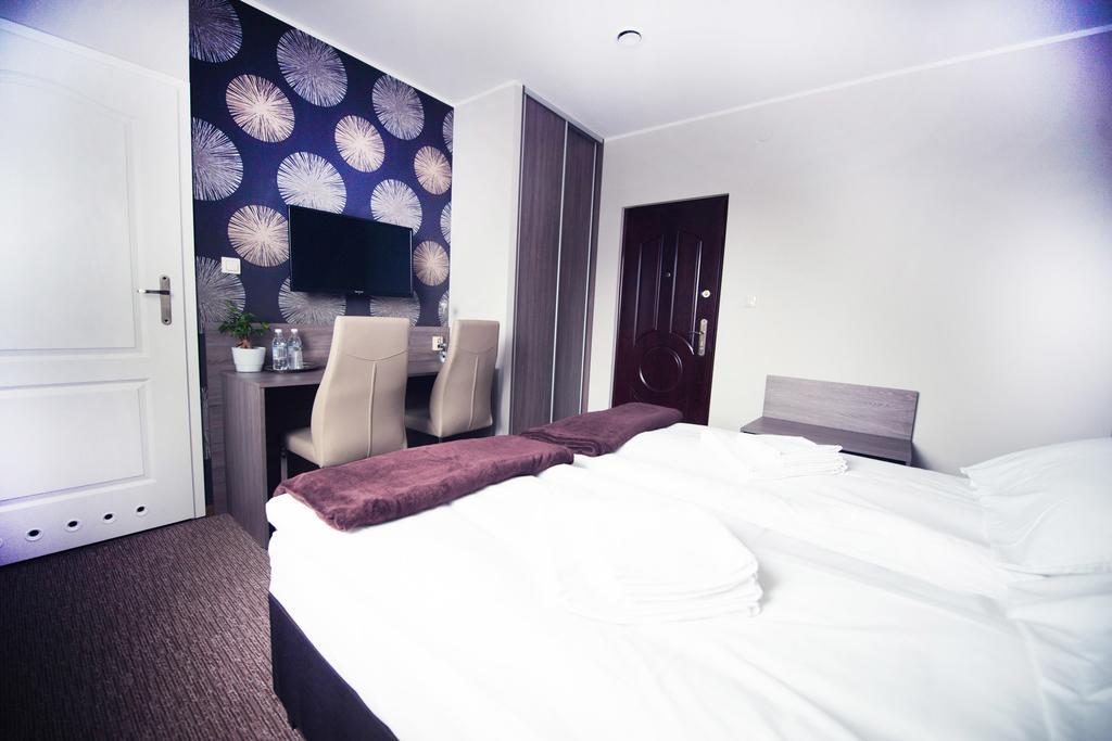 Makara Hotel Katowice Kamer foto