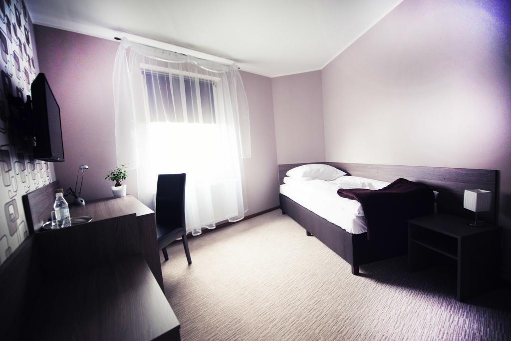 Makara Hotel Katowice Kamer foto